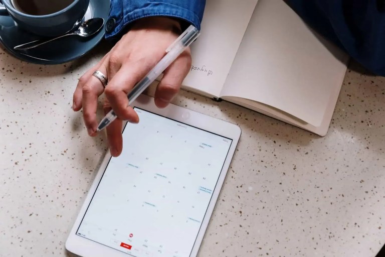 How To Choose The Best Appointment Scheduling Software for Small Business